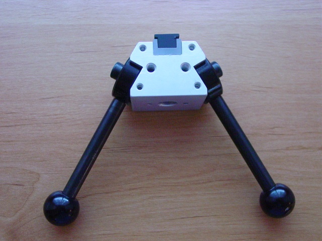 708 Uni bi-pod Weight: 0.300 kg